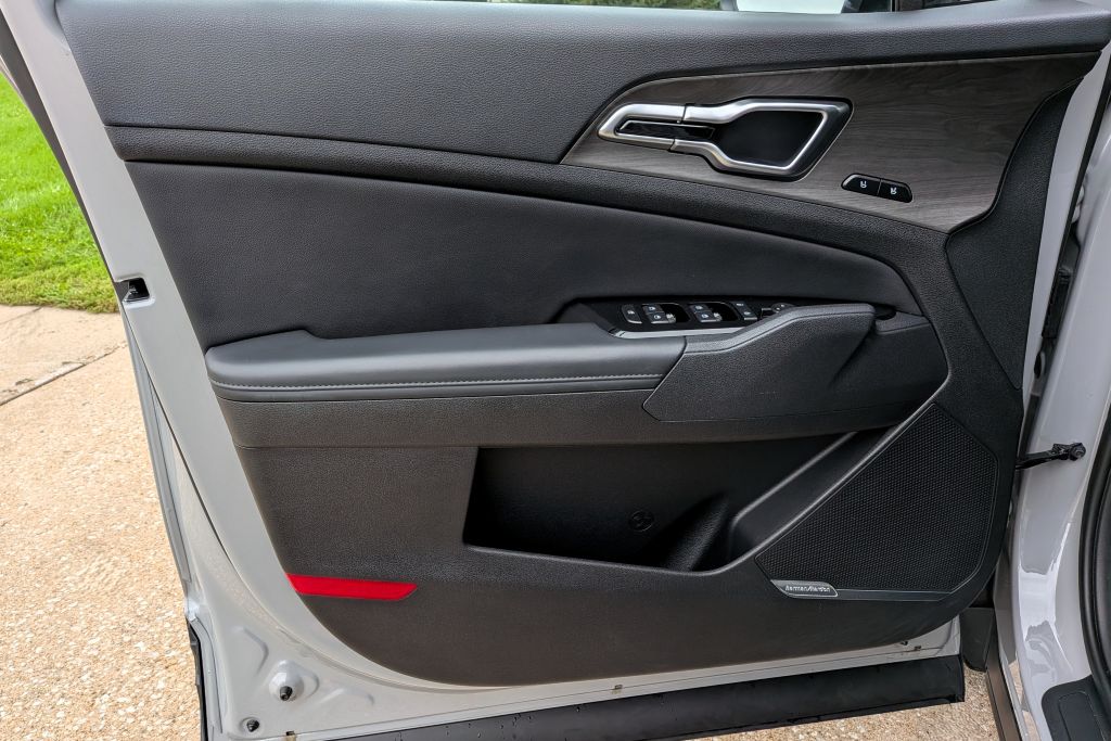 2025 Kia Sportage X-Pro - Photo 30