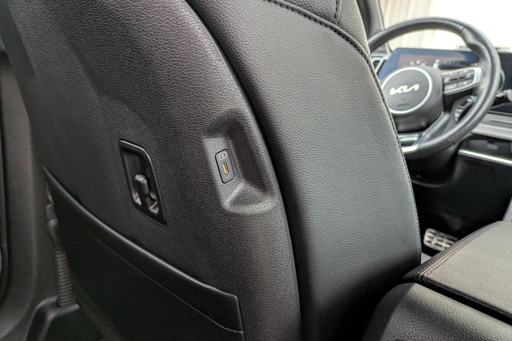 2025 Kia Sportage X-Pro - Photo 37